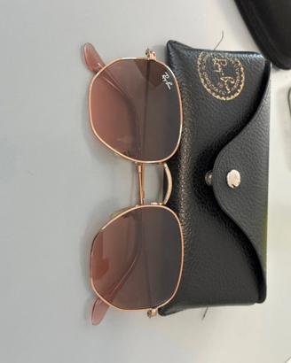 Occhiale Ray-Ban rosato