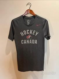 T-shirt the nike tee