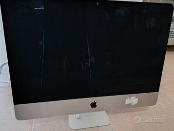iMac 21.5" (2017) – 16GB RAM – SSD 256GB – Ottime