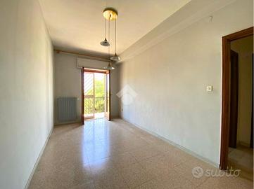 4 LOCALI A TRANI