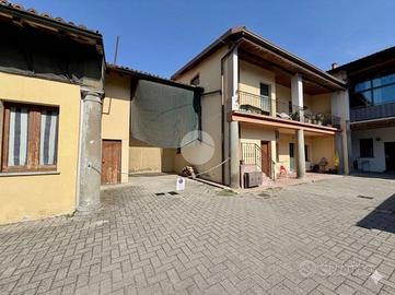 2 LOCALI A ORZIVECCHI