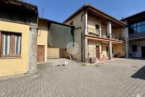 2 LOCALI A ORZIVECCHI