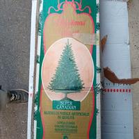 2 alberi di natale verdi