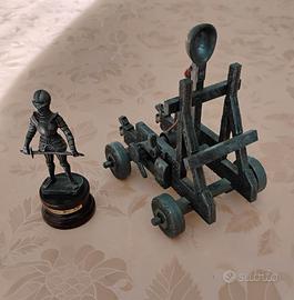 Catapulta e soldatino 