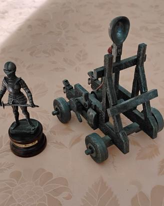 Catapulta e soldatino 