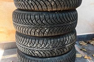 4 Gomme Invernali Fulda 165/60 R15