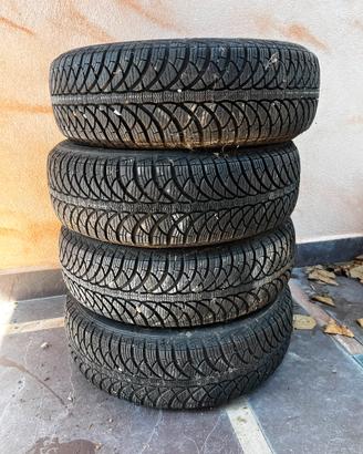 4 Gomme Invernali Fulda 165/60 R15