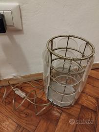 lampada con luce azzurra