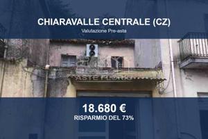 Immobile in asta di 122 m² a Chiaravalle Centrale