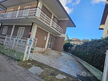 Appartamento/ villa bifamiliare