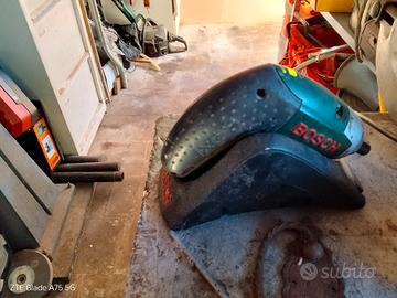 avvitatore bosc e lampada makita