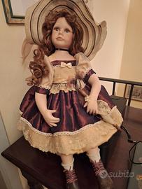 Bambola in porcellana