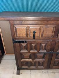 mobile legno spagnolo 