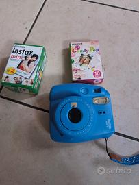 Instax mini  perfetta con pellicole ancora nuove