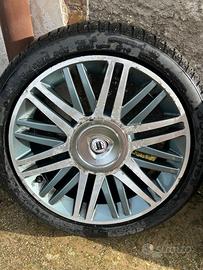 cerchi in lega lancia y del 2004 e gomme termiche