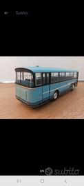 autobus 1/43