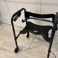 Deambulatore - Rollator da interni con seduta