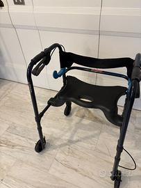 Deambulatore - Rollator da interni con seduta