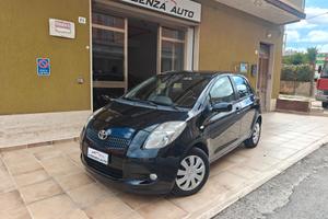 Toyota Yaris 1.3 M-MT Sol Automatica