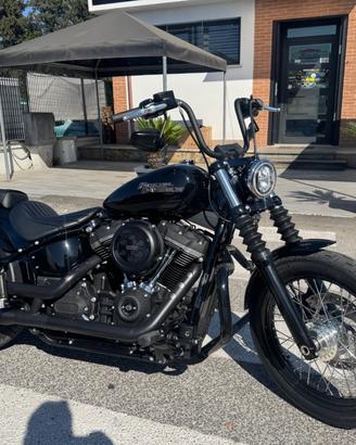 Harley-davidson Softail Street Bob