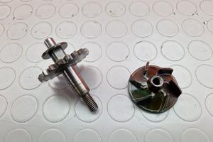 POMPA ACQUA YAMAHA YZ 250 1999 1998 YZ250 1997 199