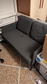 Divano IKEA GLOSTAD 2 posti grigio scuro