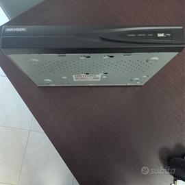 NVR HIKVISION DS-7604NI-E1/4P/A