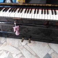 pianoforte verticale inglese marca Berry London 