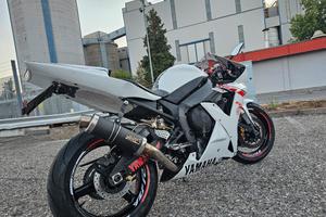 yamaha r1  2002