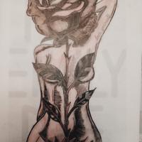 Donna con Rosa