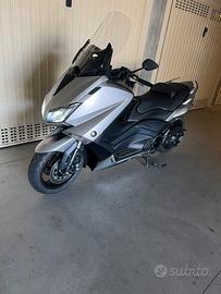 TMax 530 m.y 2016 Abs Led Keyless
