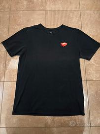 T-shirt Nike con box logo