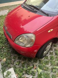 Yaris 2003