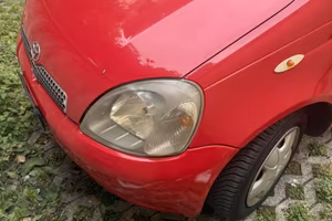 Yaris 2003