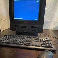 Power Macintosh 5500/225 "Mac in black" completo