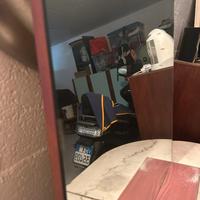 Specchio da bagno con base in legno massello