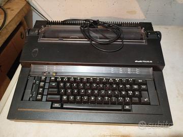 Macchina da scrivere Olivetti praxis 40
