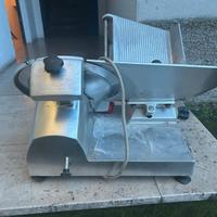 affettatrice elettrica 