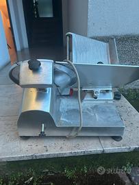 affettatrice elettrica 