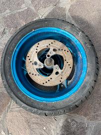 2 ruote per phantom F12 e 1 ruota posteriore Areox