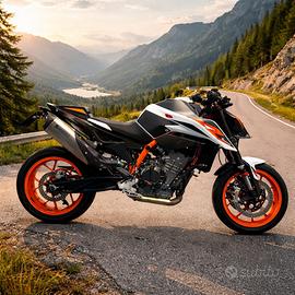 KTM 890 R