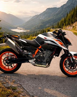 KTM 890 R