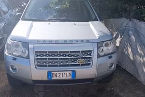 Freelander 2 TD4 HSE  Gancio traino.