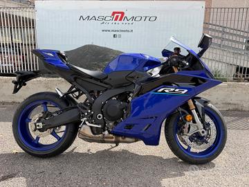 Yamaha YZF R9
