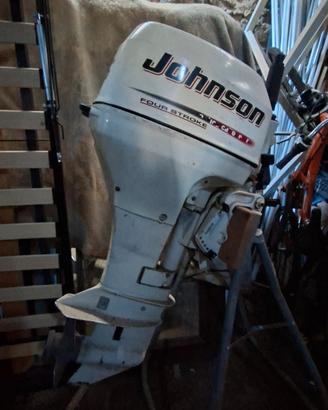 Motore Johnson 8 cavalli 4 tempi gambo corto 