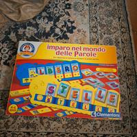 Gioco per bambini 'Imparo nel mondo delle parole'