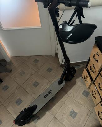 Monopattino elettrico jeep garanzia