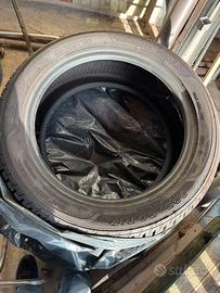 Pneumatici  225/50 R17