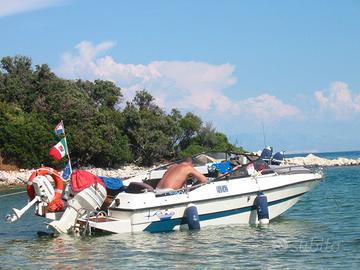 Barca a motere 90hp rio 500 open