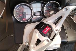 Aprilia SRV 850